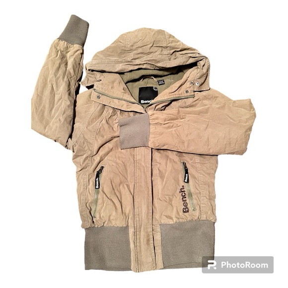 Green Bench Jacket. Size S - Picture 1 of 8